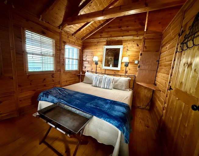 Cabins (United States of America, Mentone, Alabama)