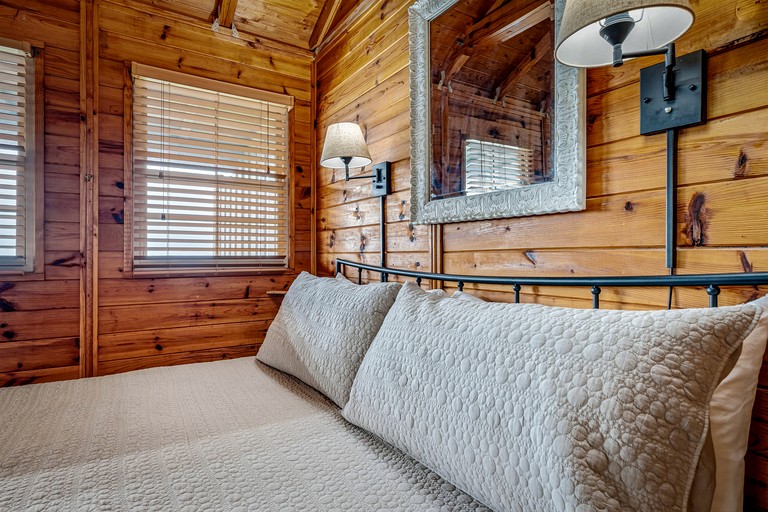 Cabins (United States of America, Mentone, Alabama)