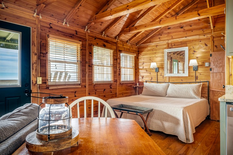 Cabins (United States of America, Mentone, Alabama)