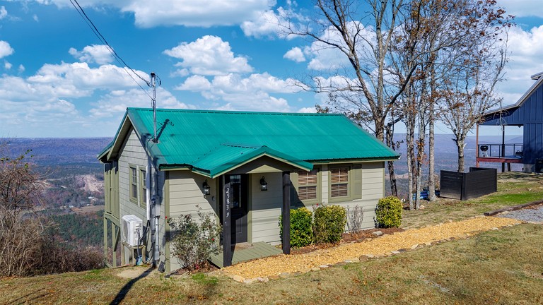 Cabins (United States of America, Mentone, Alabama)
