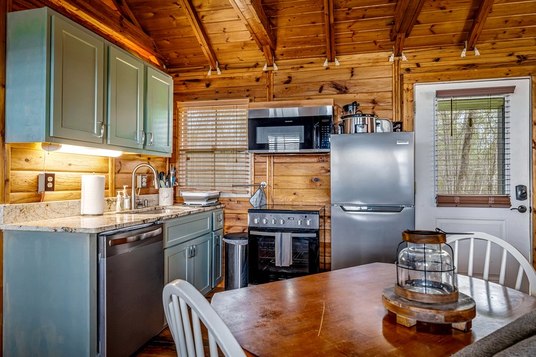 Cabins (United States of America, Mentone, Alabama)