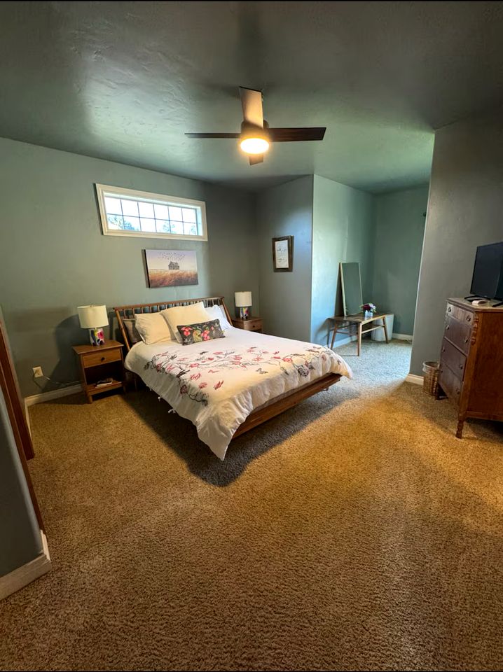 Scenic Riverview Mountain Retreat with Deck & Stargazing Near Glacier National Park, Columbia Falls MT