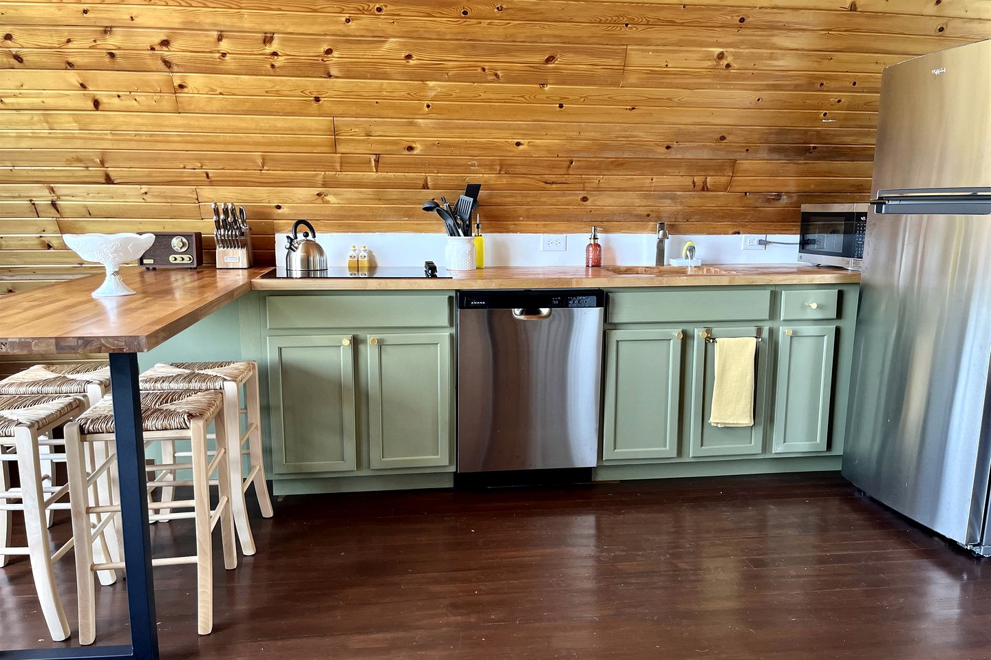 Incredible A-frame with Fabulous Panoramic Views and Hot-tub in Makanda, Illinois