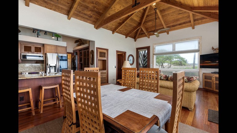 Beach Houses (United States of America, Laie, Hawaii)