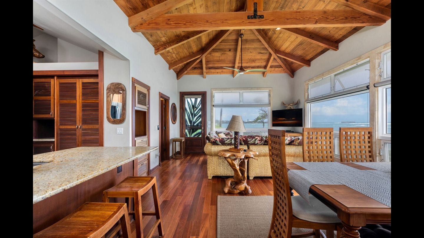 Incredible Beach House with Stunning Views in Laie, Hawaii