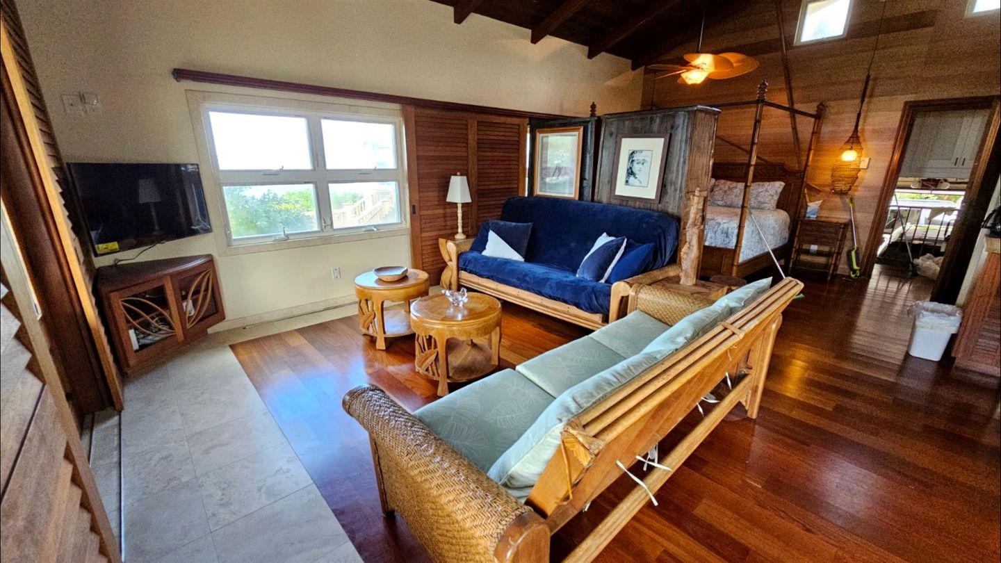 Incredible Beach House with Stunning Views in Laie, Hawaii