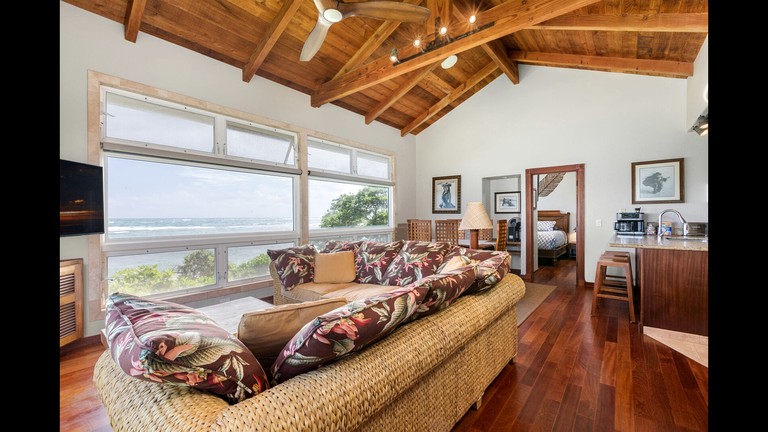 Beach Houses (United States of America, Laie, Hawaii)