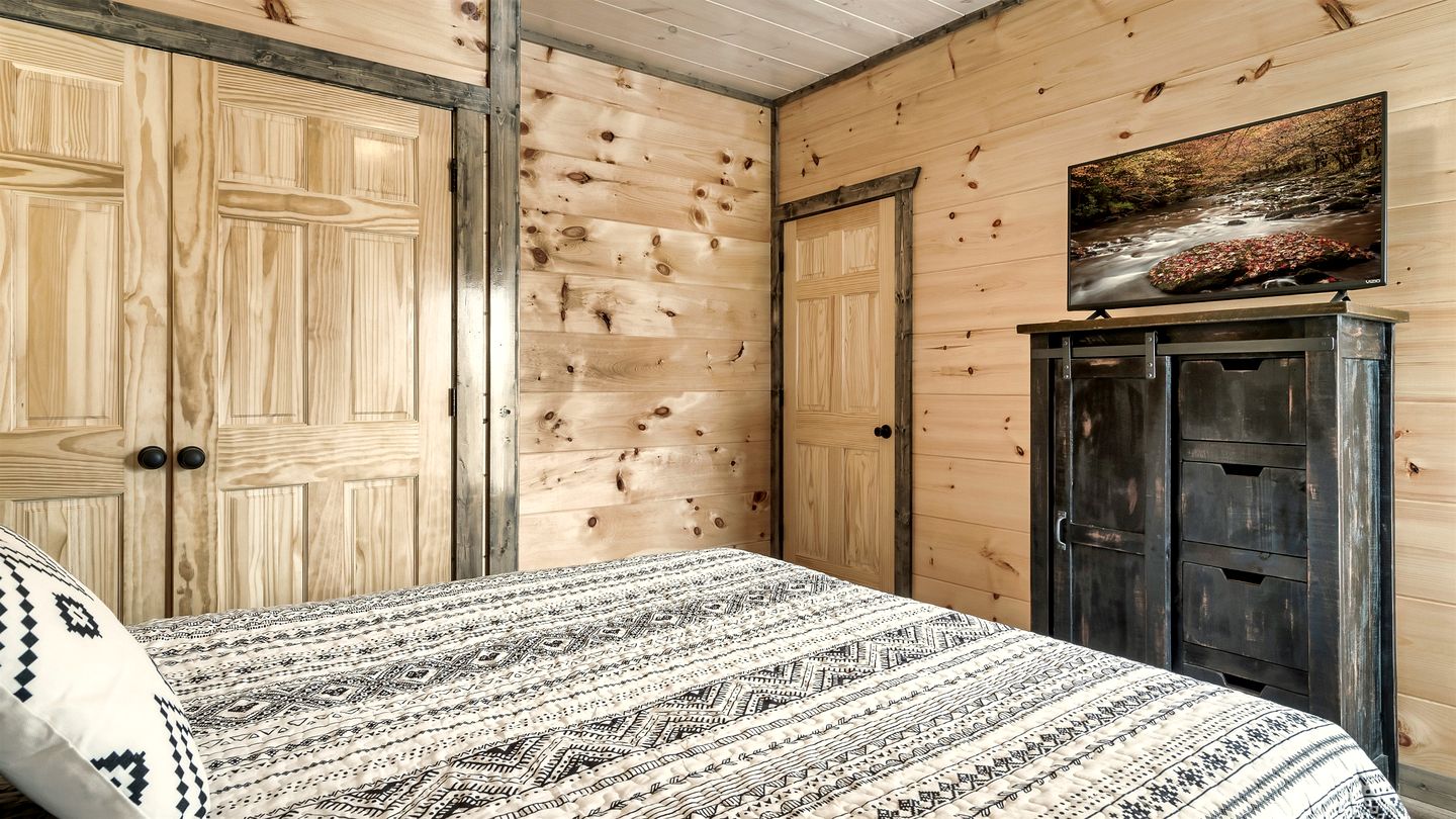 Incredible Cabin Amazing for a Relaxing Vacation in Sevierville, Tennesee