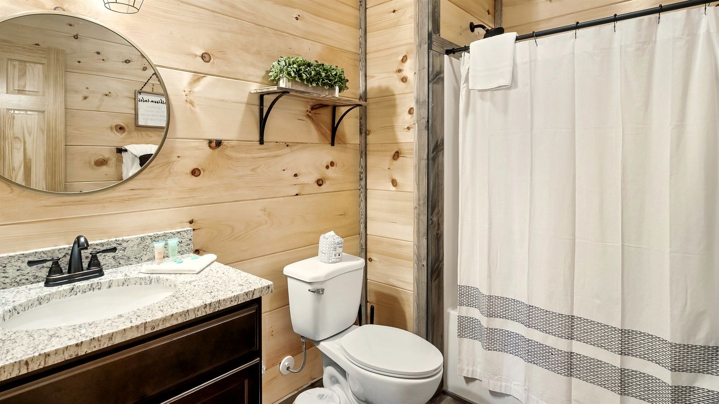 Incredible Cabin Amazing for a Relaxing Vacation in Sevierville, Tennesee