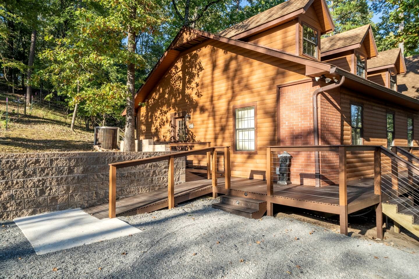 Enchanting Woodland Cabin Escape with Creekside Views near Lake Hamilton Arkansas