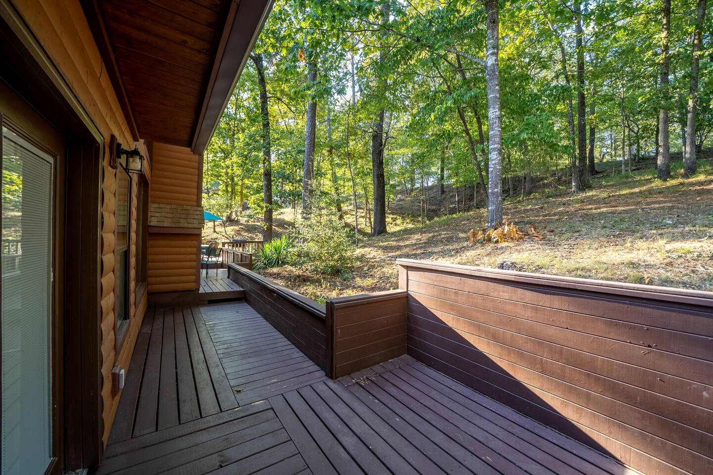 Enchanting Woodland Cabin Escape with Creekside Views near Lake Hamilton Arkansas