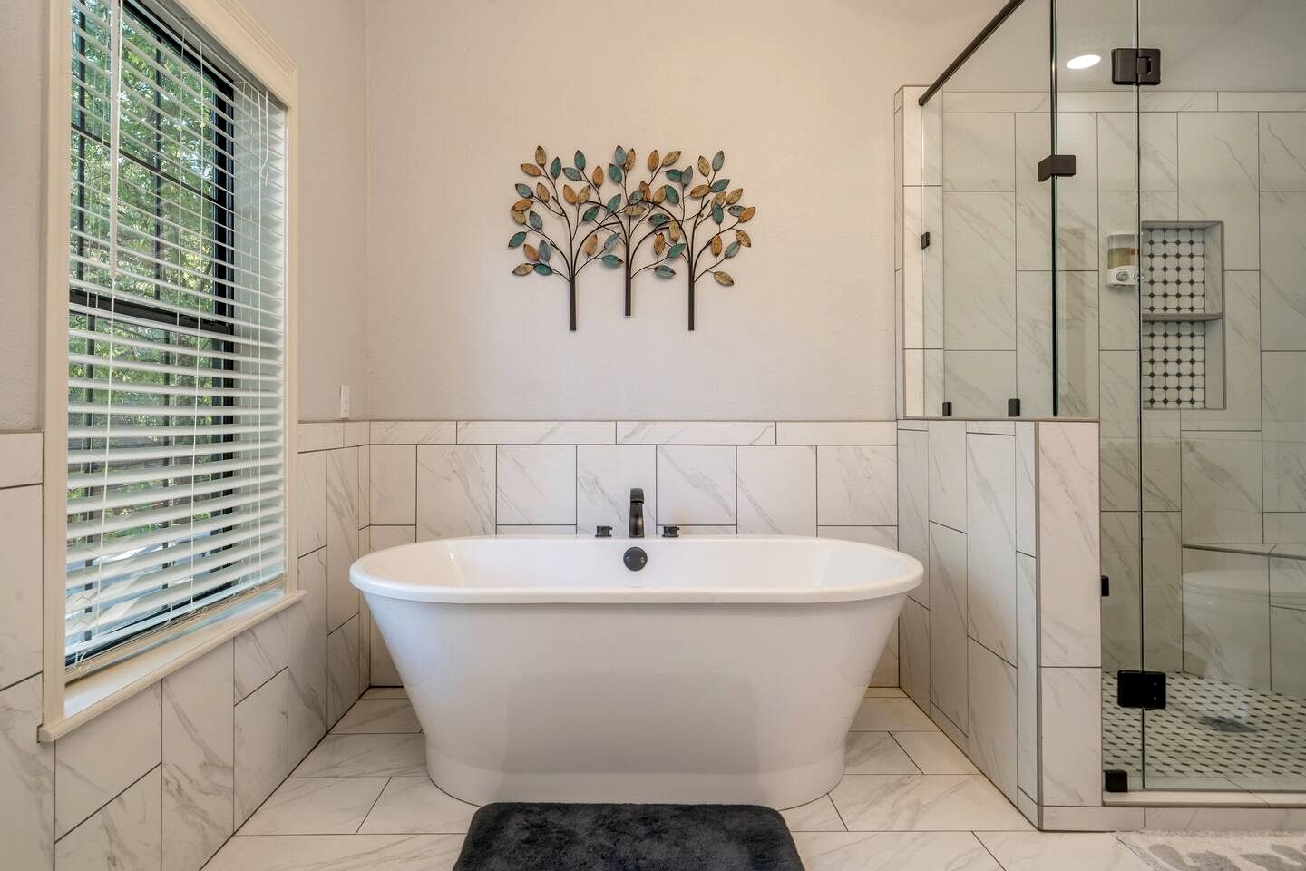 Enchanting Woodland Cabin Escape with Creekside Views near Lake Hamilton Arkansas