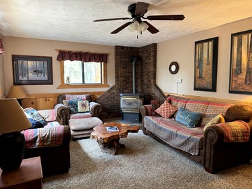 Incredible Cabin Perfect for Family Reunions near Yellowstone, Idaho photo 4