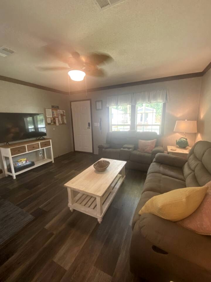 Incredible Cottage with Fire Pit in Dunnellon, Florida