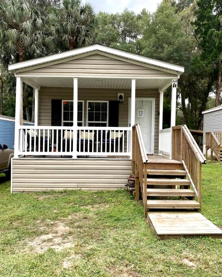 Cottages (United States of America, Dunnellon, Florida)