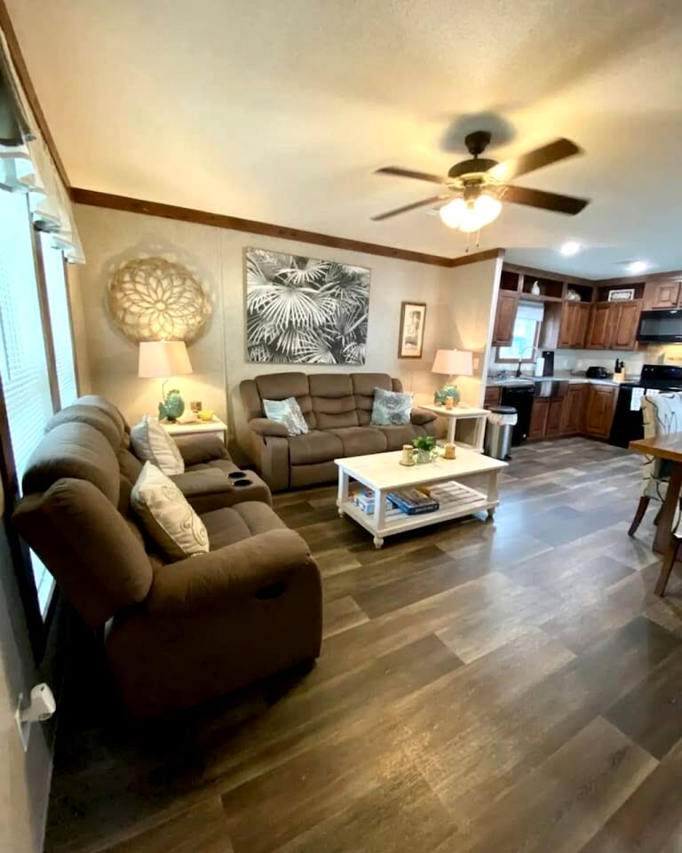 Incredible Cottage with Fire Pit in Dunnellon, Florida