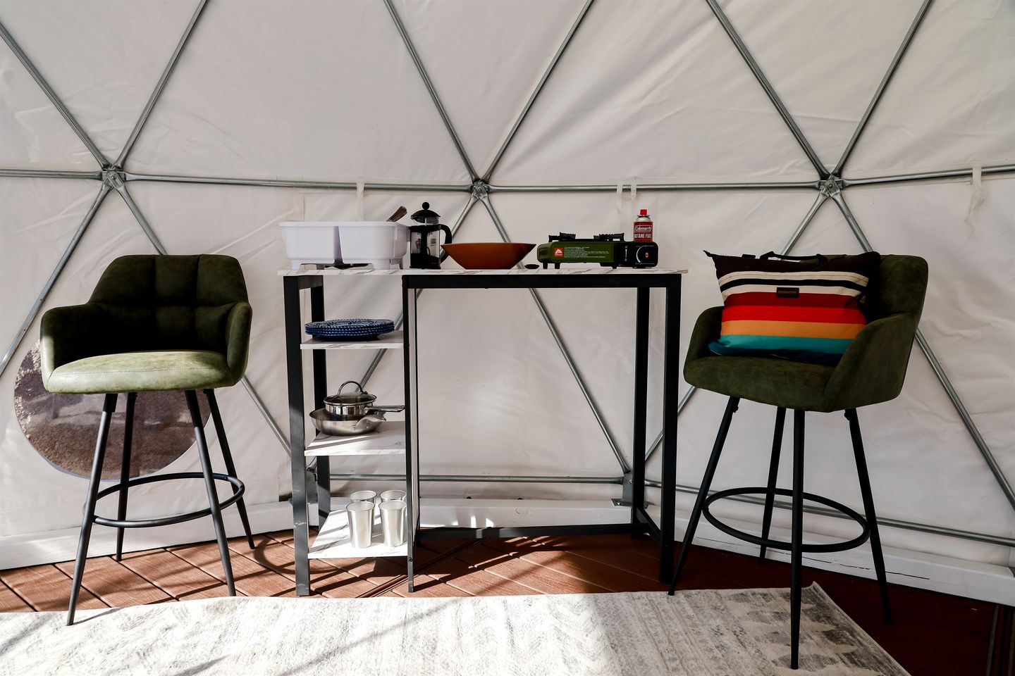 Incredible Dome for a Romantic Escape at Splitrock Valley, California