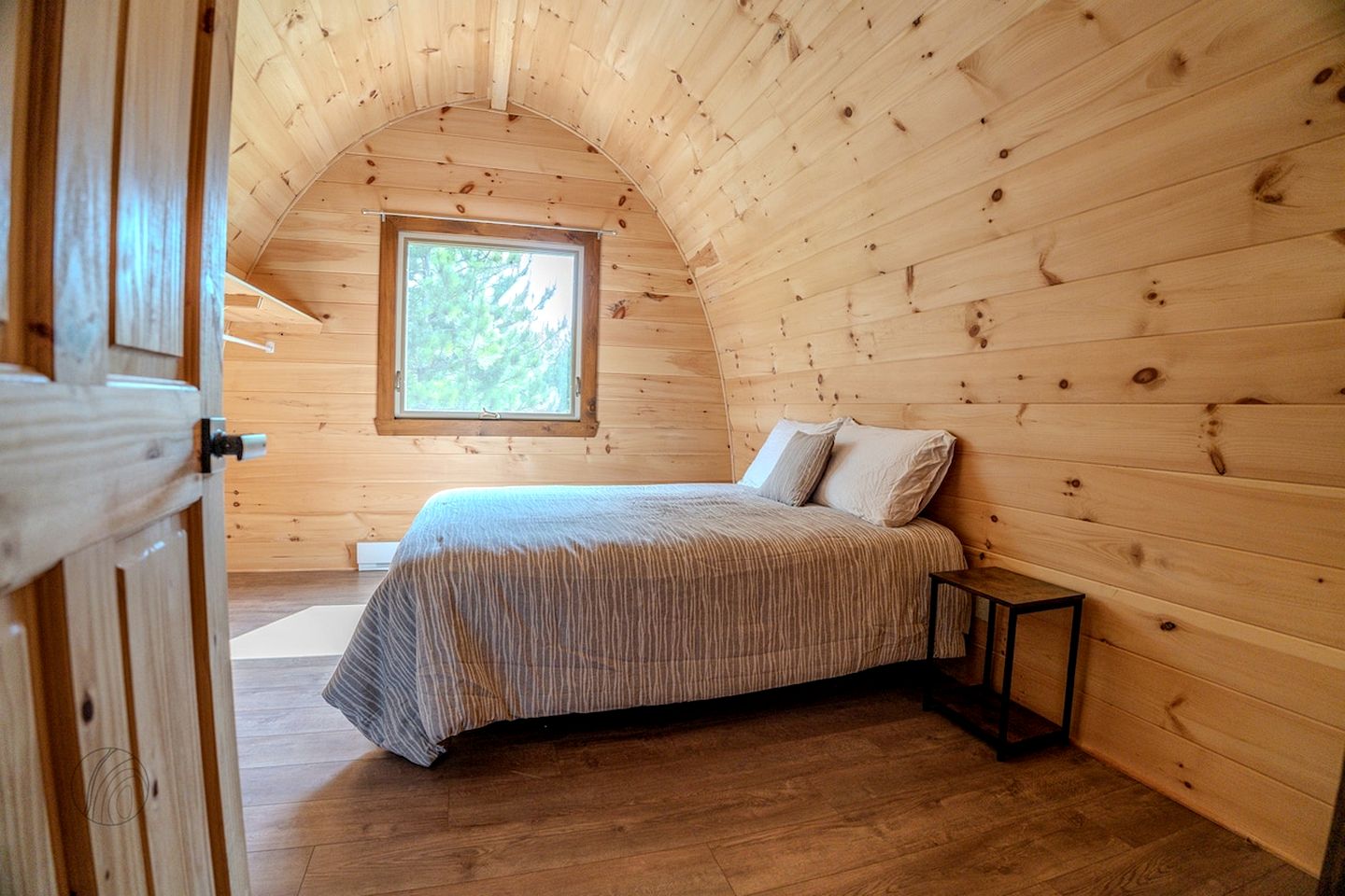 Incredible Hot-tub Provided Pod Nestled Amidst Trees in Saint-Alexis-des-Monts, Quebec