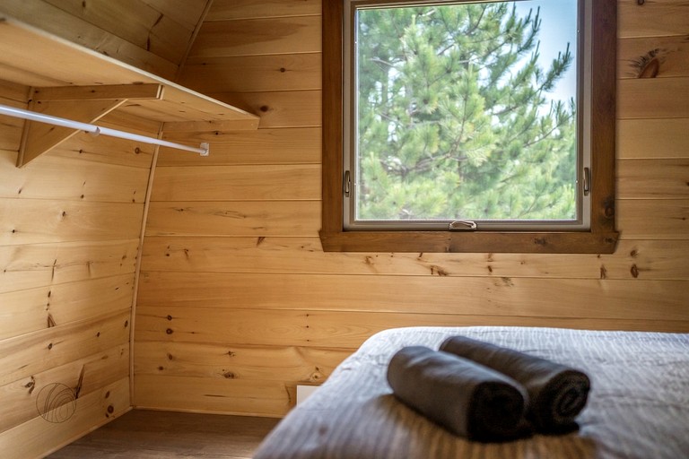 Pods (Canada, Saint-Alexis-des-Monts, Quebec)