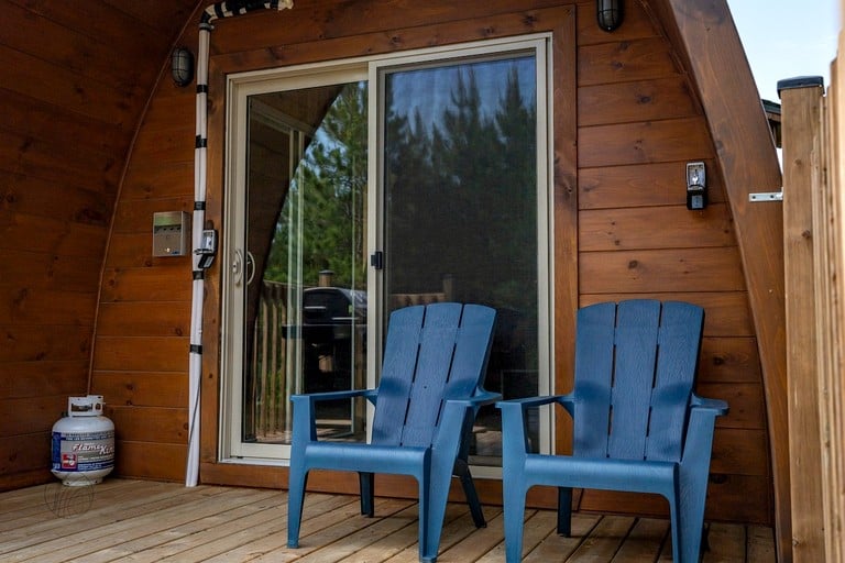 Pods (Canada, Saint-Alexis-des-Monts, Quebec)