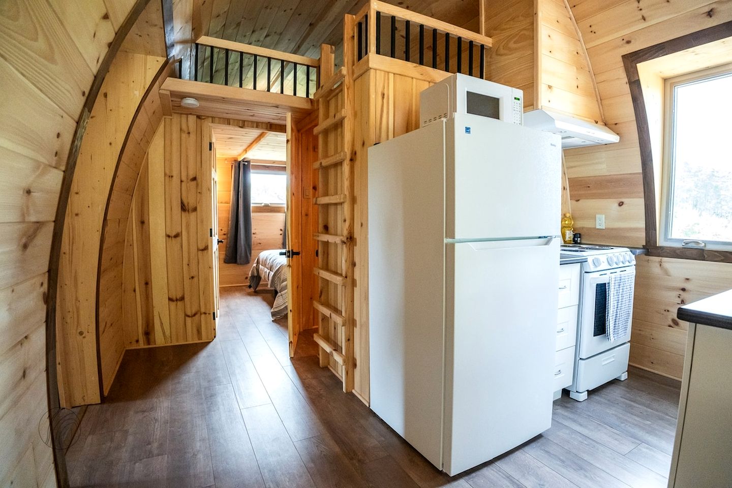 Incredible Hot-tub Provided Pod Nestled Amidst Trees in Saint-Alexis-des-Monts, Quebec