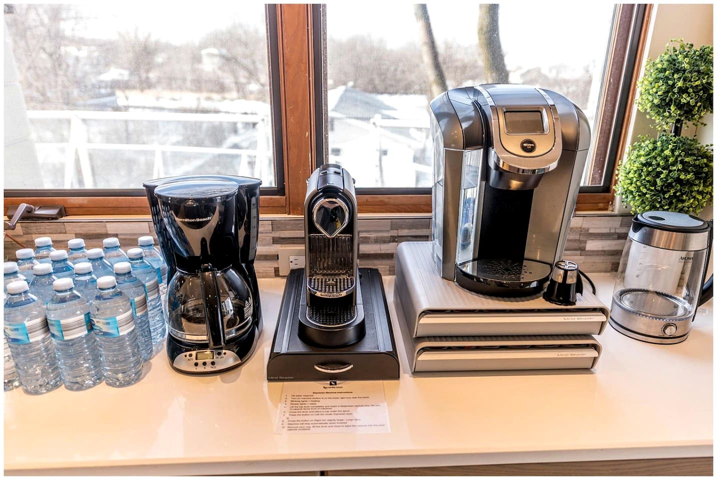 Incredible Lakefront Villa with Gorgeus Sights and Fireplace in Gary, Indiana