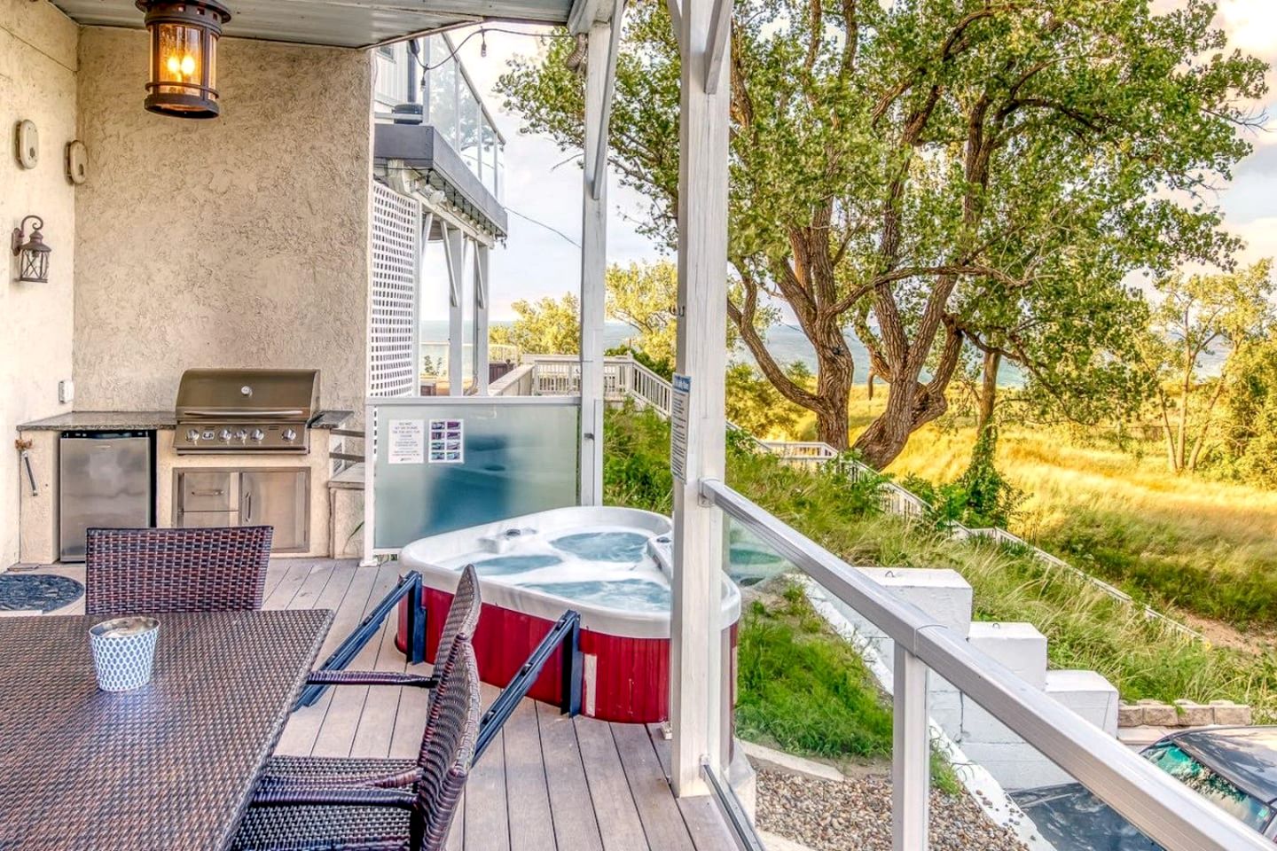 Incredible Lakefront Villa with Gorgeus Sights and Fireplace in Gary, Indiana