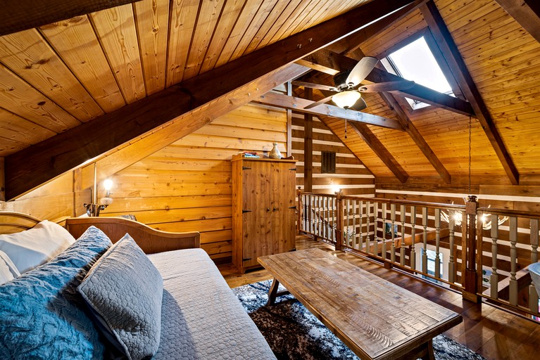 Cabins (United States of America, Mentone, Alabama)