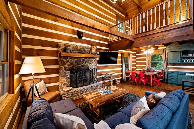 Cabins (United States of America, Mentone, Alabama)