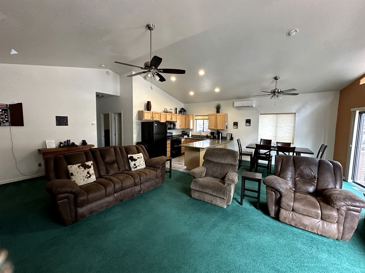 Incredible Log Cabin with Gorgeous Sights in Pinetop, Arizona