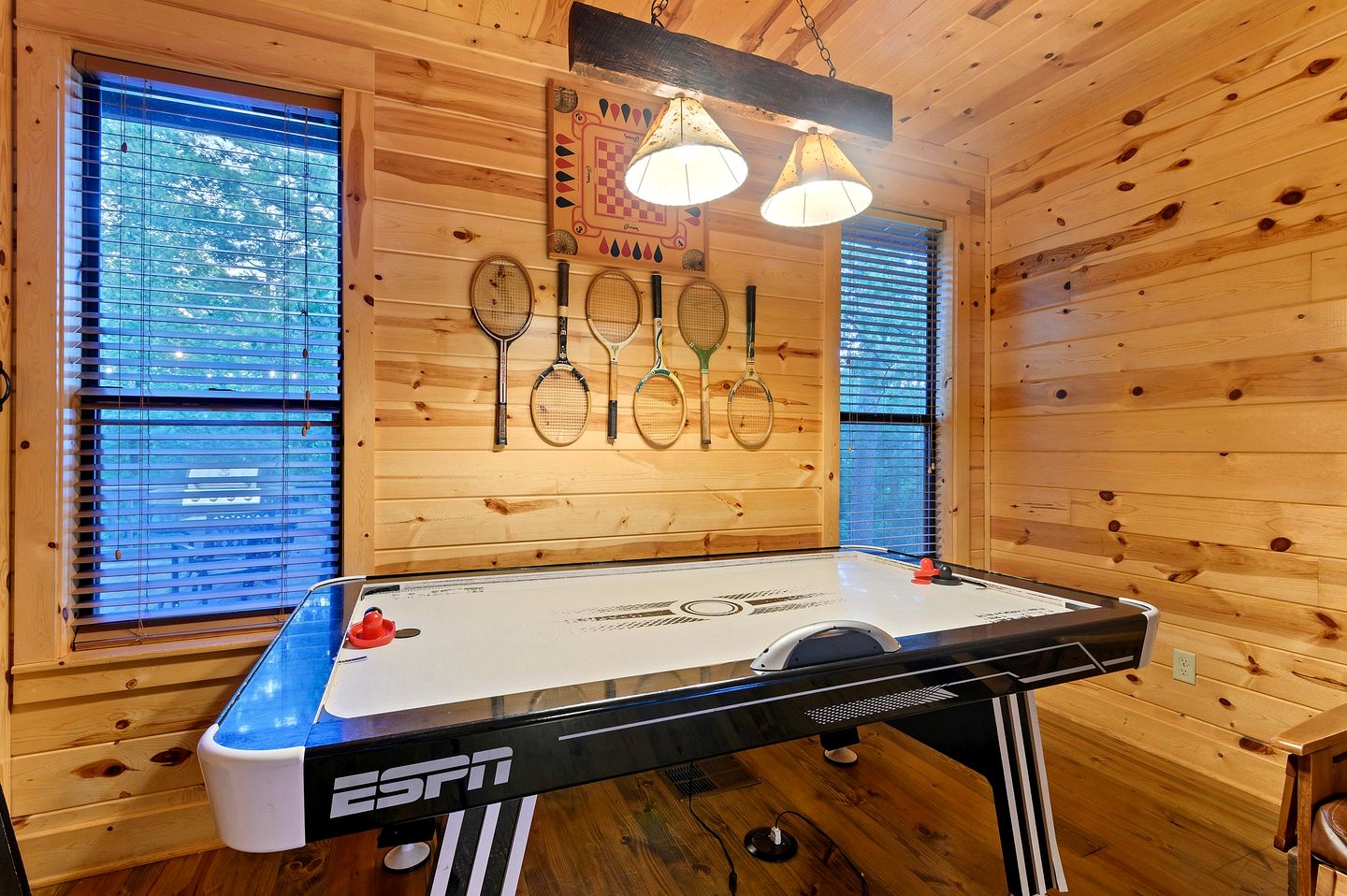 Incredible Luxurious Cabin Fantastic for All the Family in Broken Bow, Oklahoma