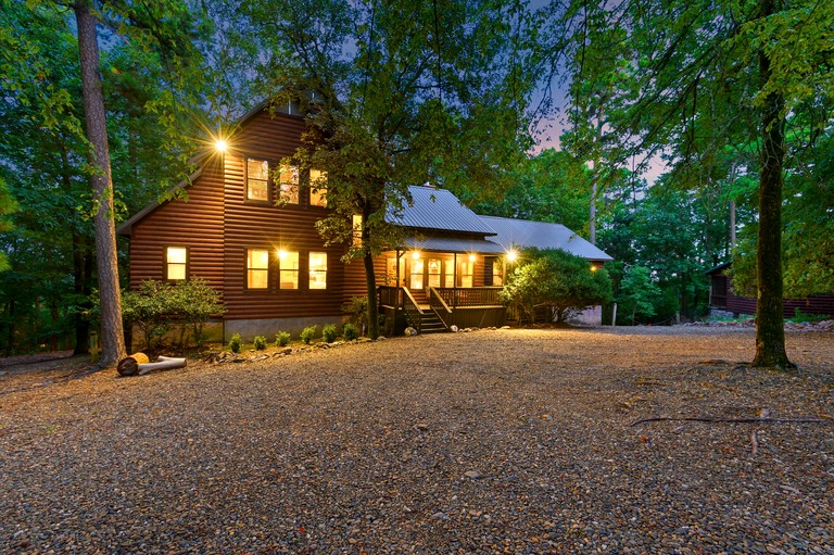 Cabins (United States of America, Broken Bow, Oklahoma)
