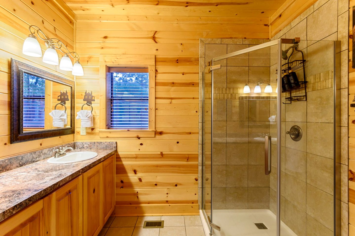 Incredible Luxurious Cabin Fantastic for All the Family in Broken Bow, Oklahoma