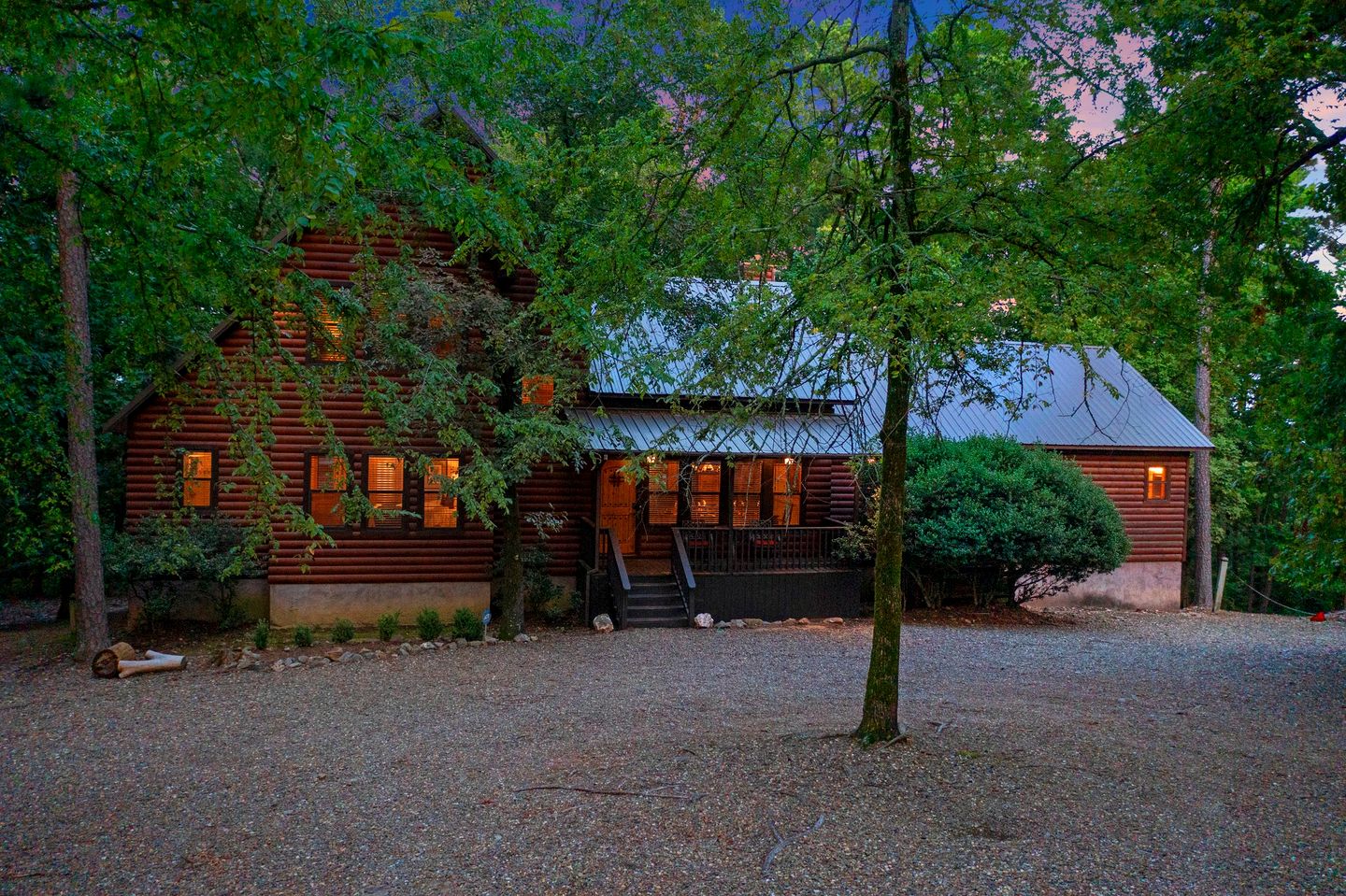 Incredible Luxurious Cabin Fantastic for All the Family in Broken Bow, Oklahoma