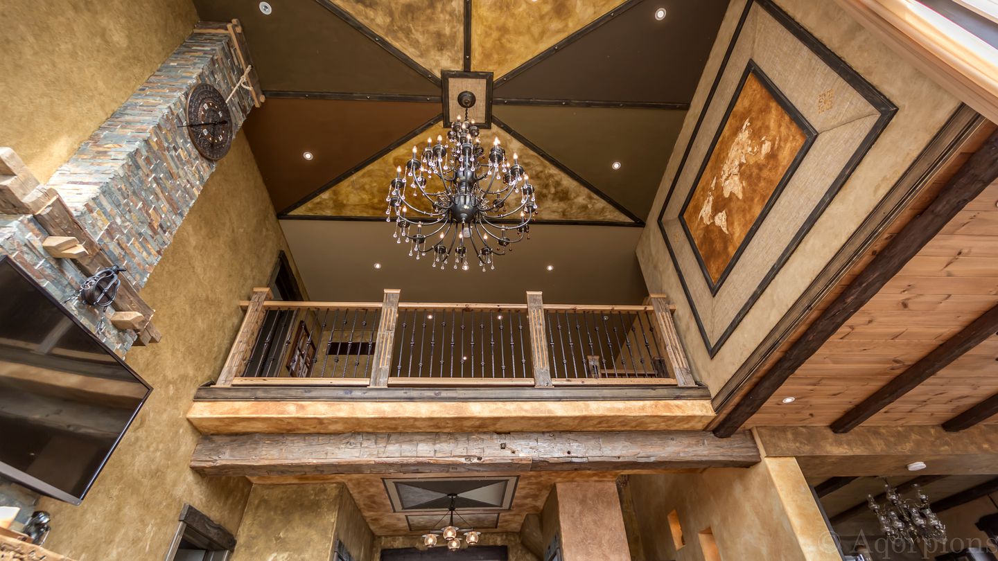 Incredible Luxury Waterfront Cottage on Lake Huron near Tobermory, Ontario