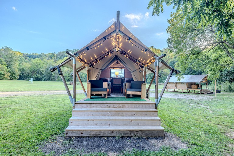 Safari Tents (United States of America, Newport, Tennessee)