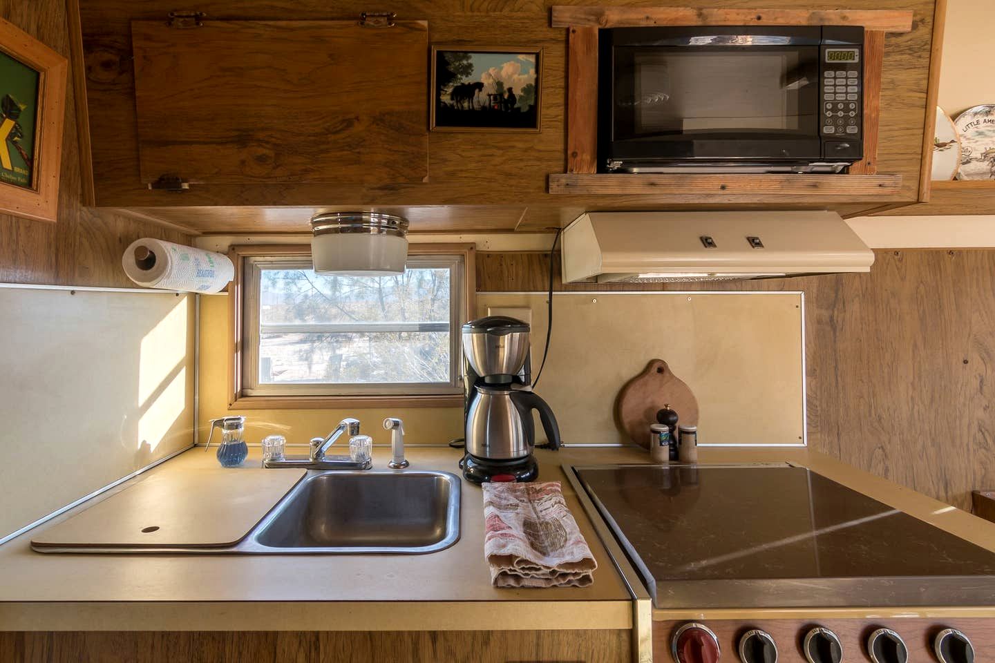 Incredible Pet friendly Vacation Rental with Great Desert Views in Twentynine Palms, California
