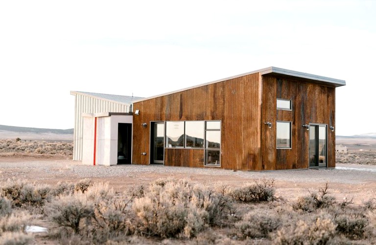 Containers (El Prado, New Mexico, United States)