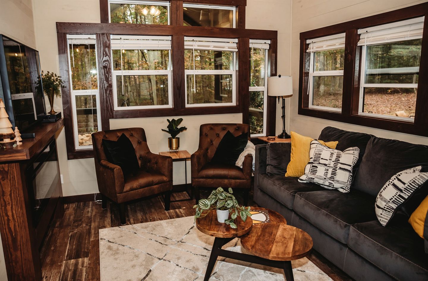 Incredible Secluded Cabin wit Barbecue and Privileged Sights in Tracy City, Tennessee