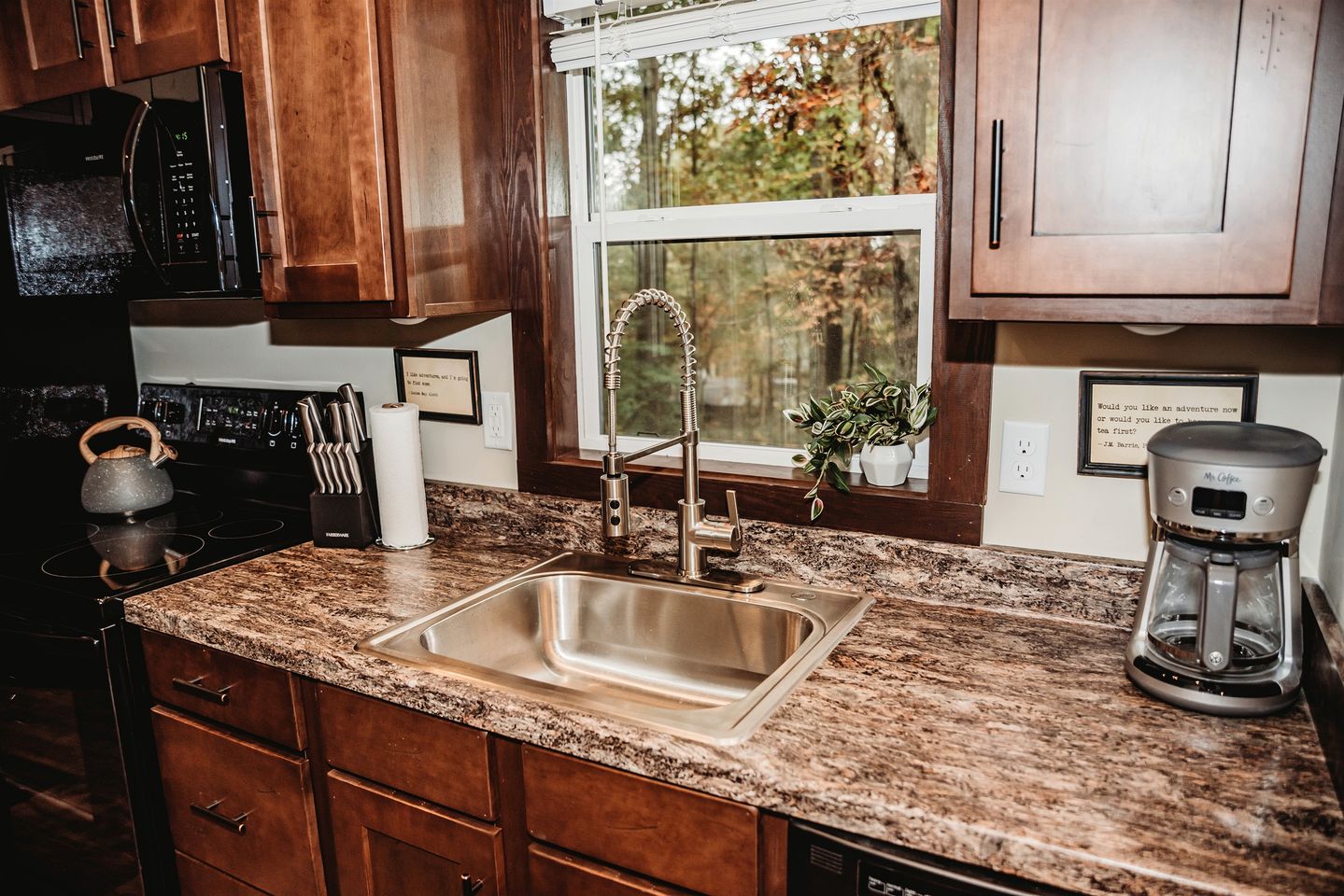 Incredible Secluded Cabin wit Barbecue and Privileged Sights in Tracy City, Tennessee