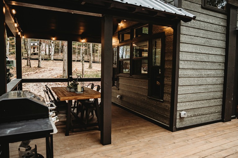 Cabins (United States of America, Tracy City, Tennessee)
