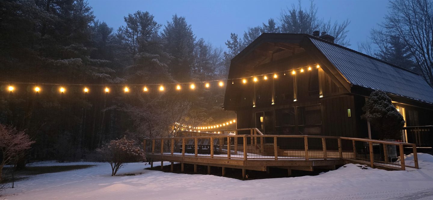 Cabins (United States of America, Hammondsport, New York)