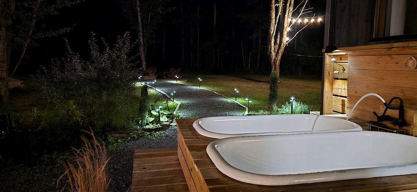 Incredible Secluded Cabin with Barrel Sauna, Fire Pit and Deck for an Unforgettable Getaway in the Finger Lakes in New York