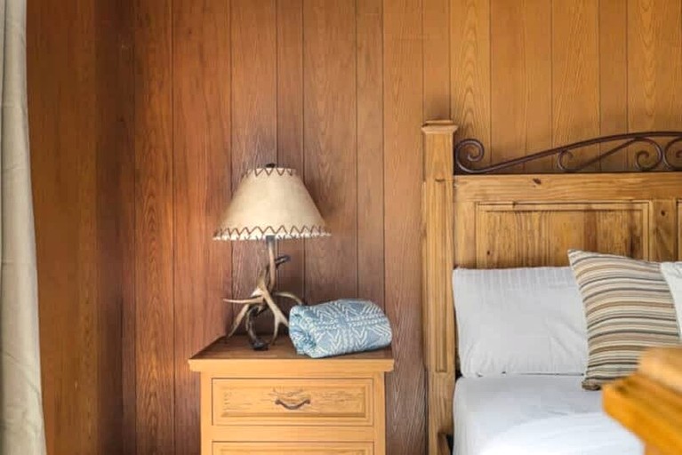 Cabins (United States of America, Big Bear Lake, California)