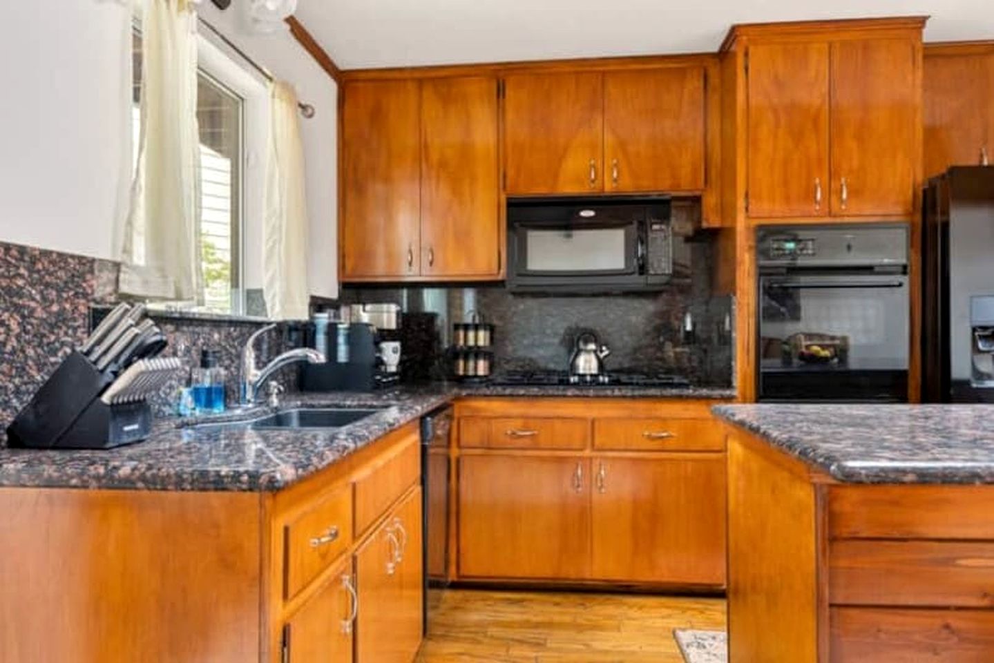 Incredible Secluded Cabin in Big Bear Lake, California