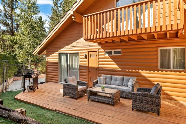 Cabins (United States of America, Big Bear Lake, California)