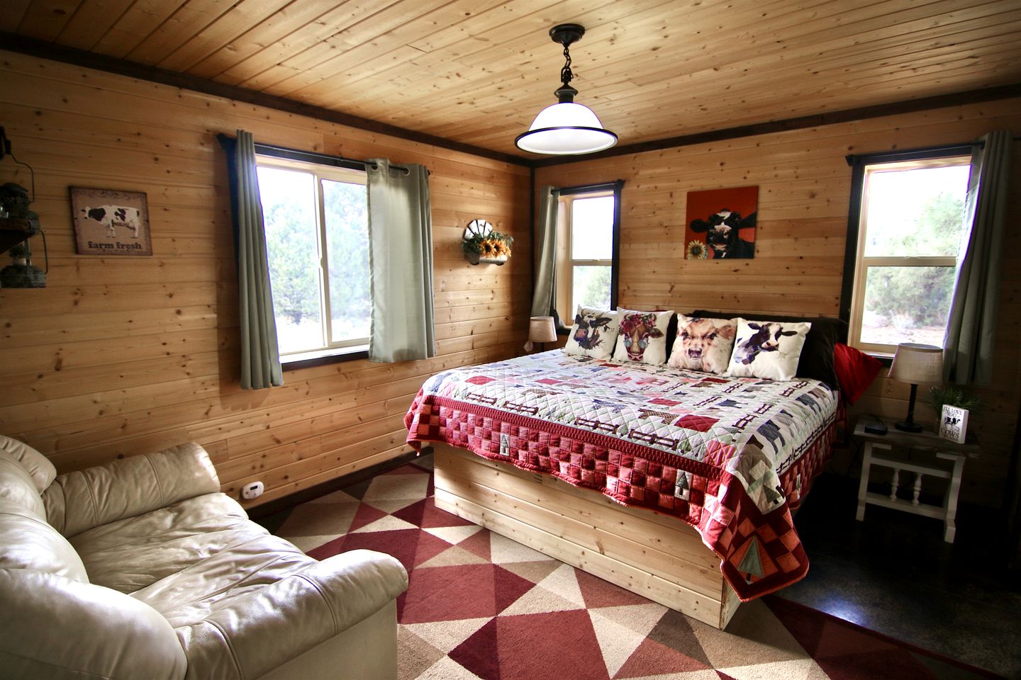 Incredible Secluded Cabin with Fantastic Desert Views in Monticello, Utah