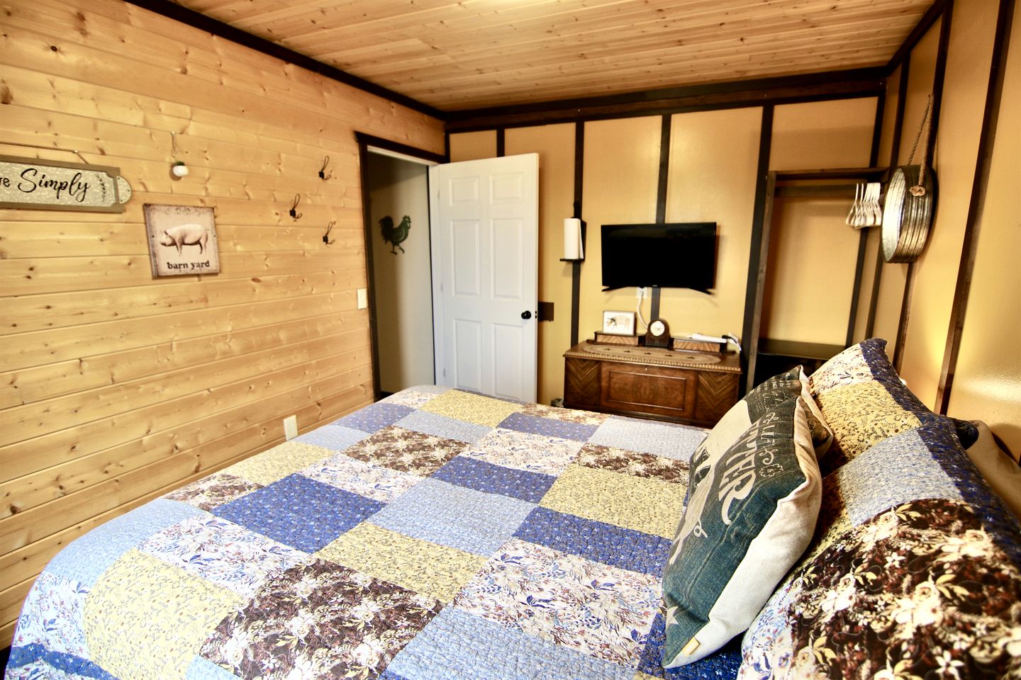 Incredible Secluded Cabin with Fantastic Desert Views in Monticello, Utah