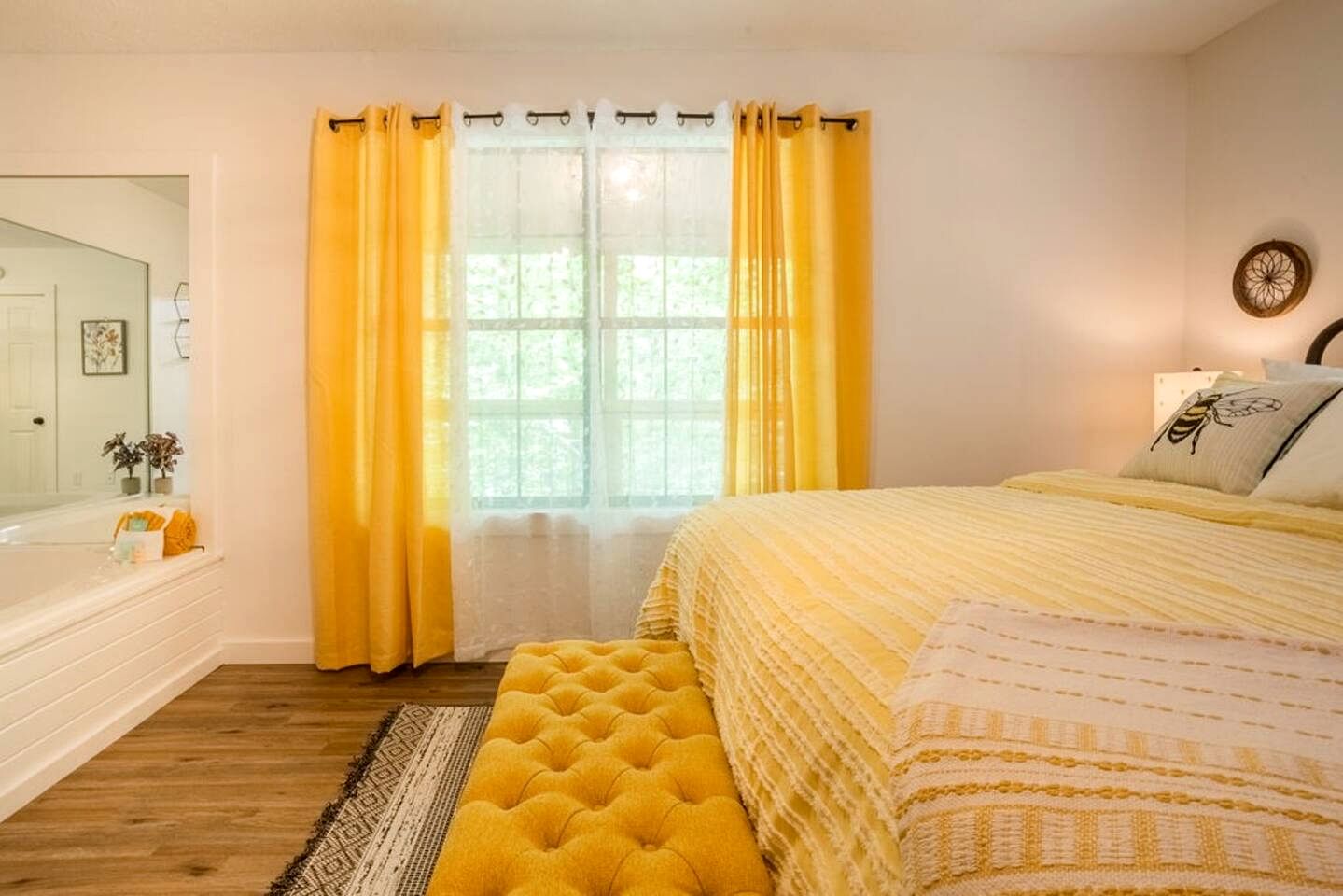 Incredible Secluded Cabin with Hot-tub in Gatlinburg, Tennessee