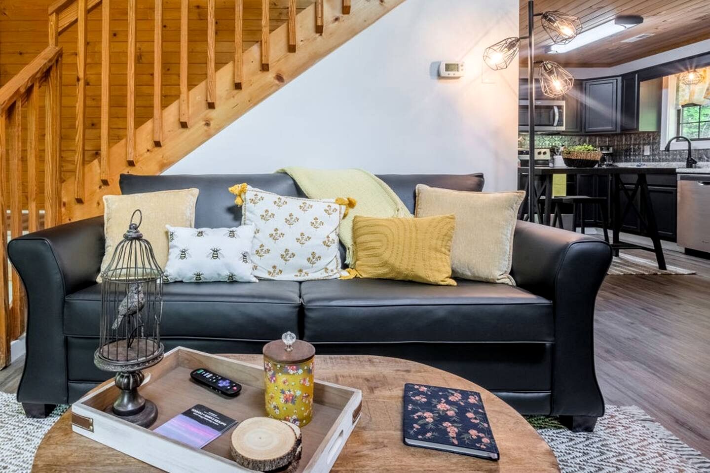 Incredible Secluded Cabin with Hot-tub in Gatlinburg, Tennessee